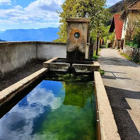 Gite Du Ruisseau Les Adrets Exterior foto