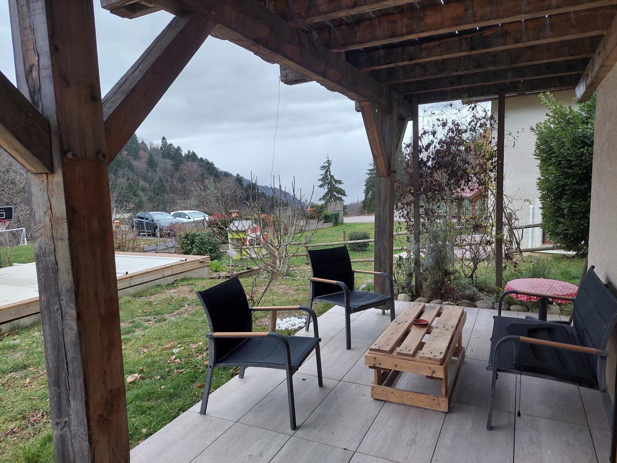 Du Ruisseau Appartement *